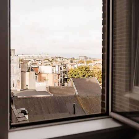 Zonnig Met Prachtig Uitzicht Op A+locatie Appartement