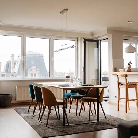Zonnig Met Prachtig Uitzicht Op A+locatie * Antwerpen